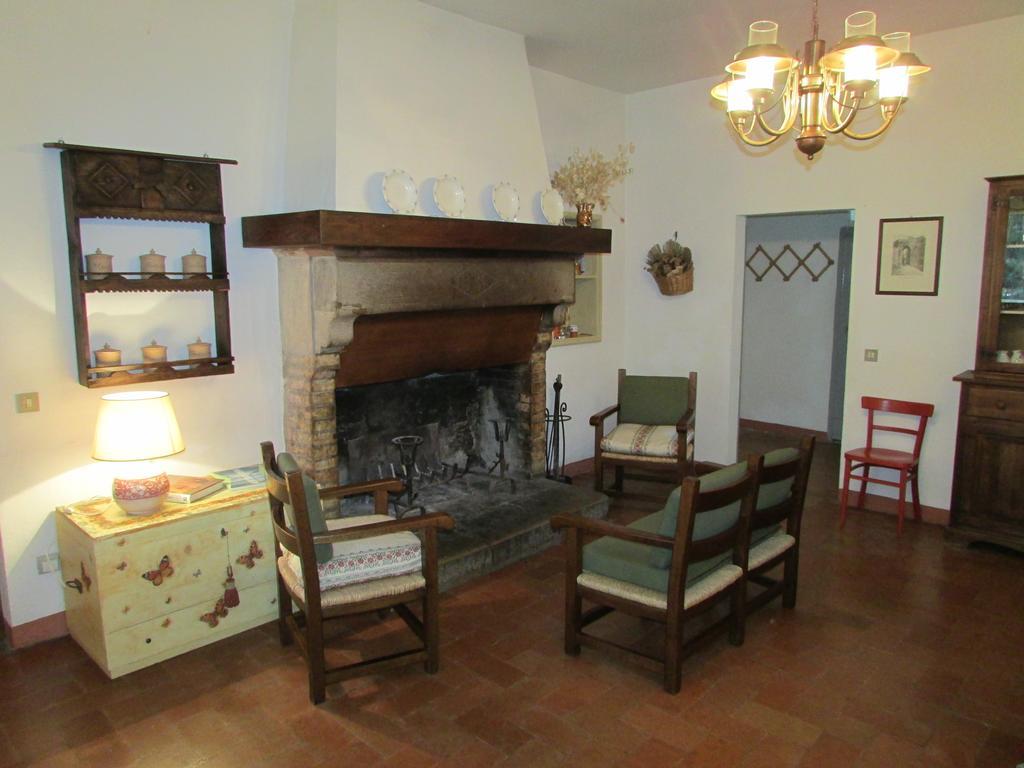 Agriturismo Dea Valfabbrica 外观 照片