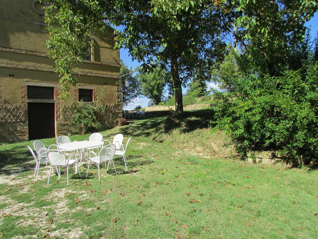 Agriturismo Dea Valfabbrica 外观 照片