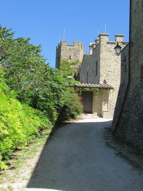 Agriturismo Dea Valfabbrica 外观 照片